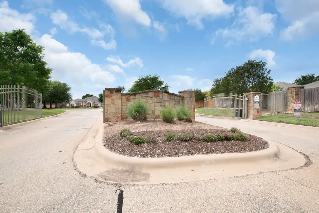 408 Copper Ridge Loop, Temple