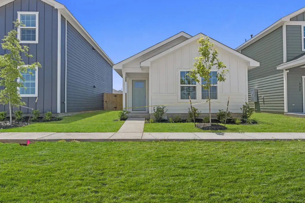 320 Nizao Lane, Bastrop