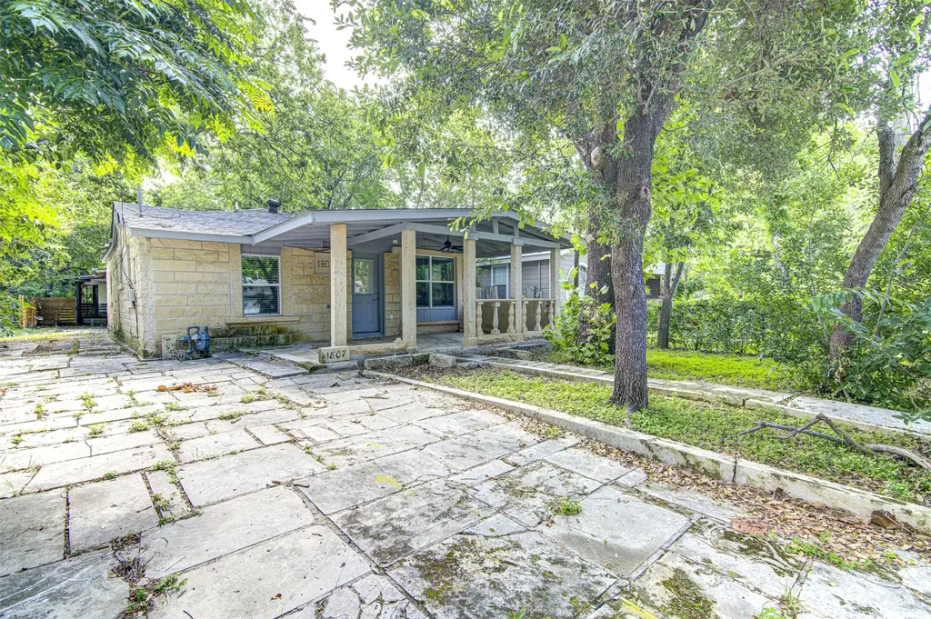 1807 San Jose Street, Georgetown