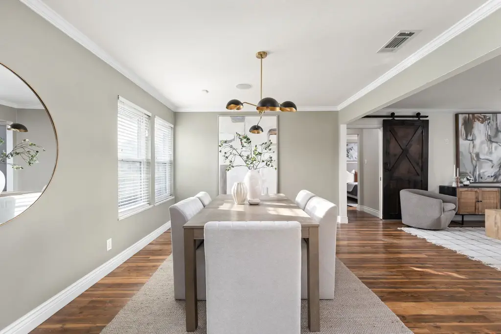 2710 Thrushwood Drive, Austin