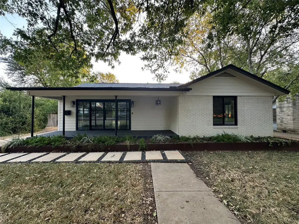 4711 Fairview Drive, Austin
