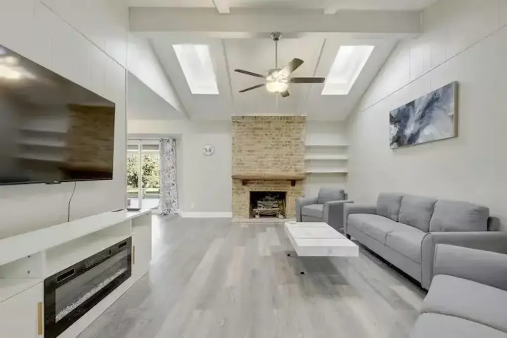 2700 Kerrybrook Lane, Austin