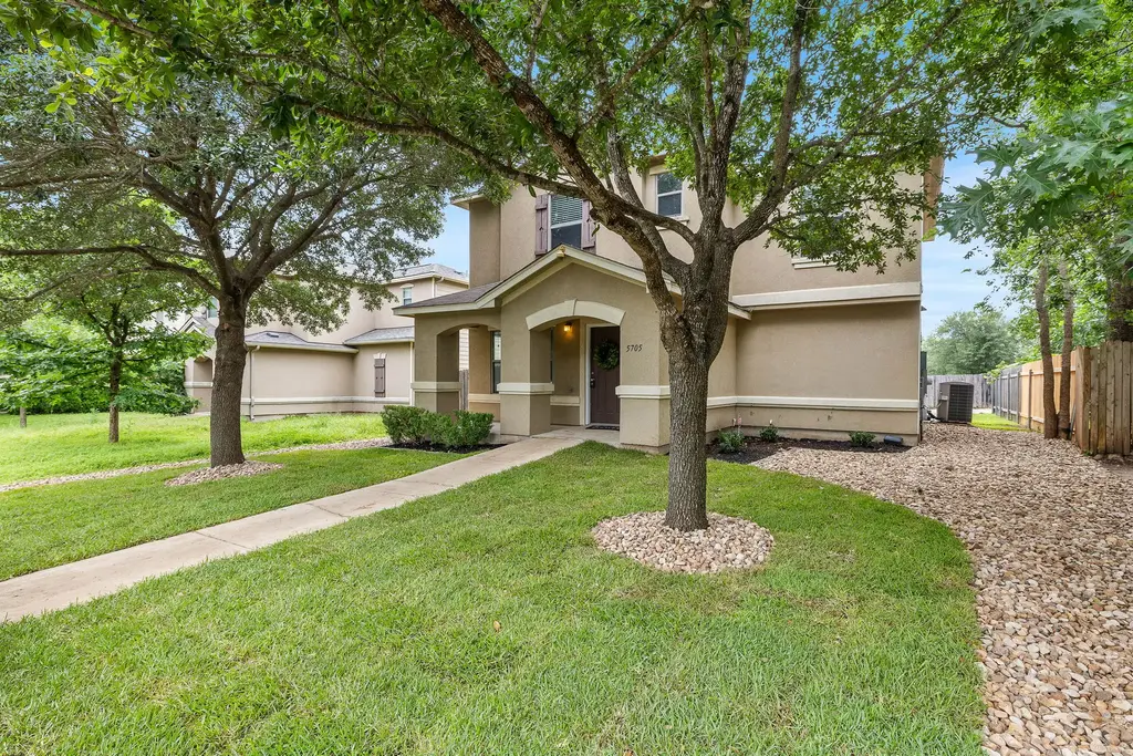 5705 Viewpoint Drive, Austin