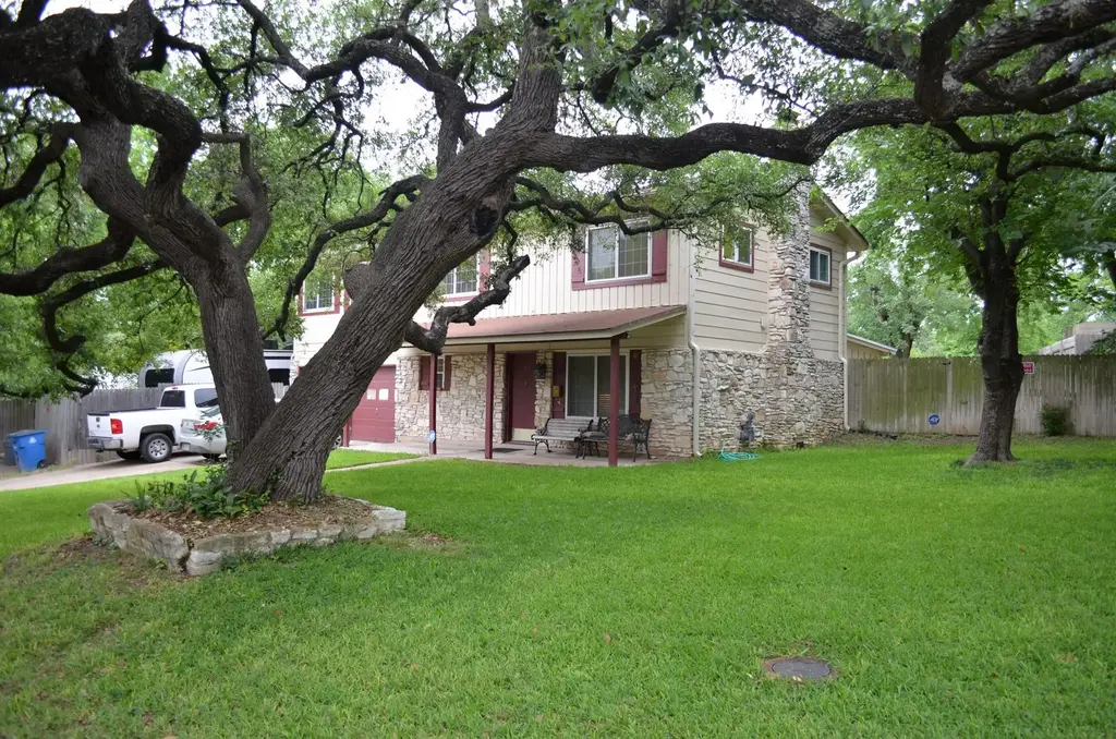 907 Pepperell Court, Austin