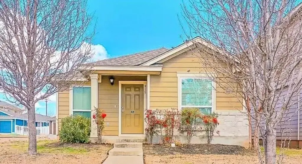 915 Alamo Plaza Drive, Cedar Park
