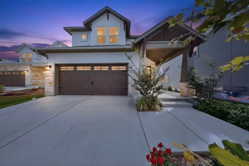 2605 Sam Bass Road 9, Round Rock