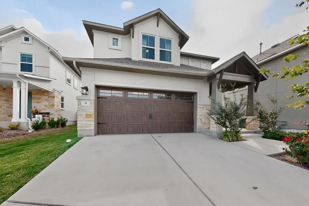 2605 Sam Bass Road 9, Round Rock