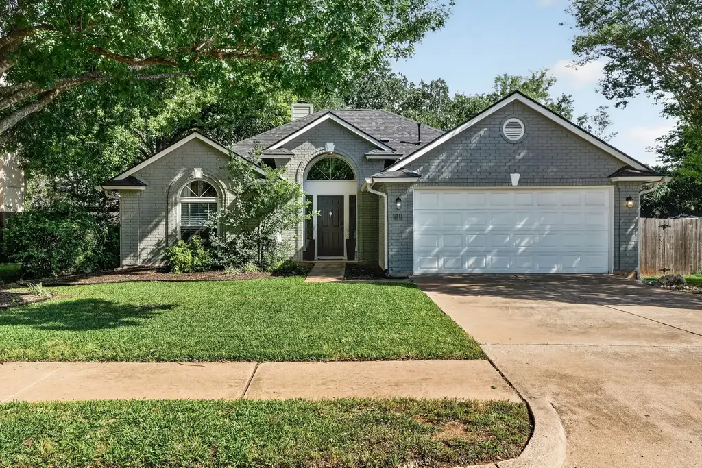 1811 Old Mill Road, Cedar Park