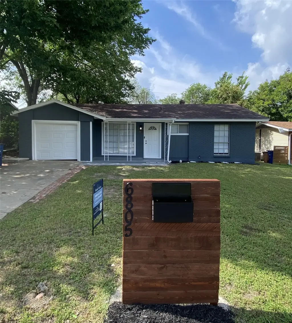 6805 Dubuque Lane, Austin