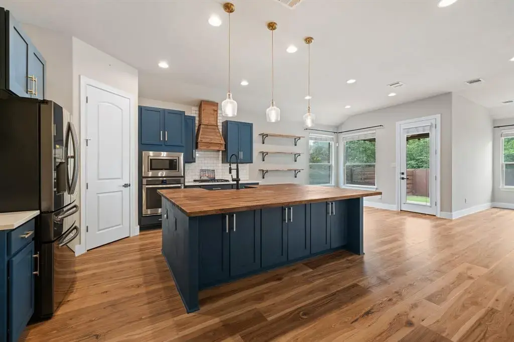 1400 Little Elm Trail 1134, Cedar Park