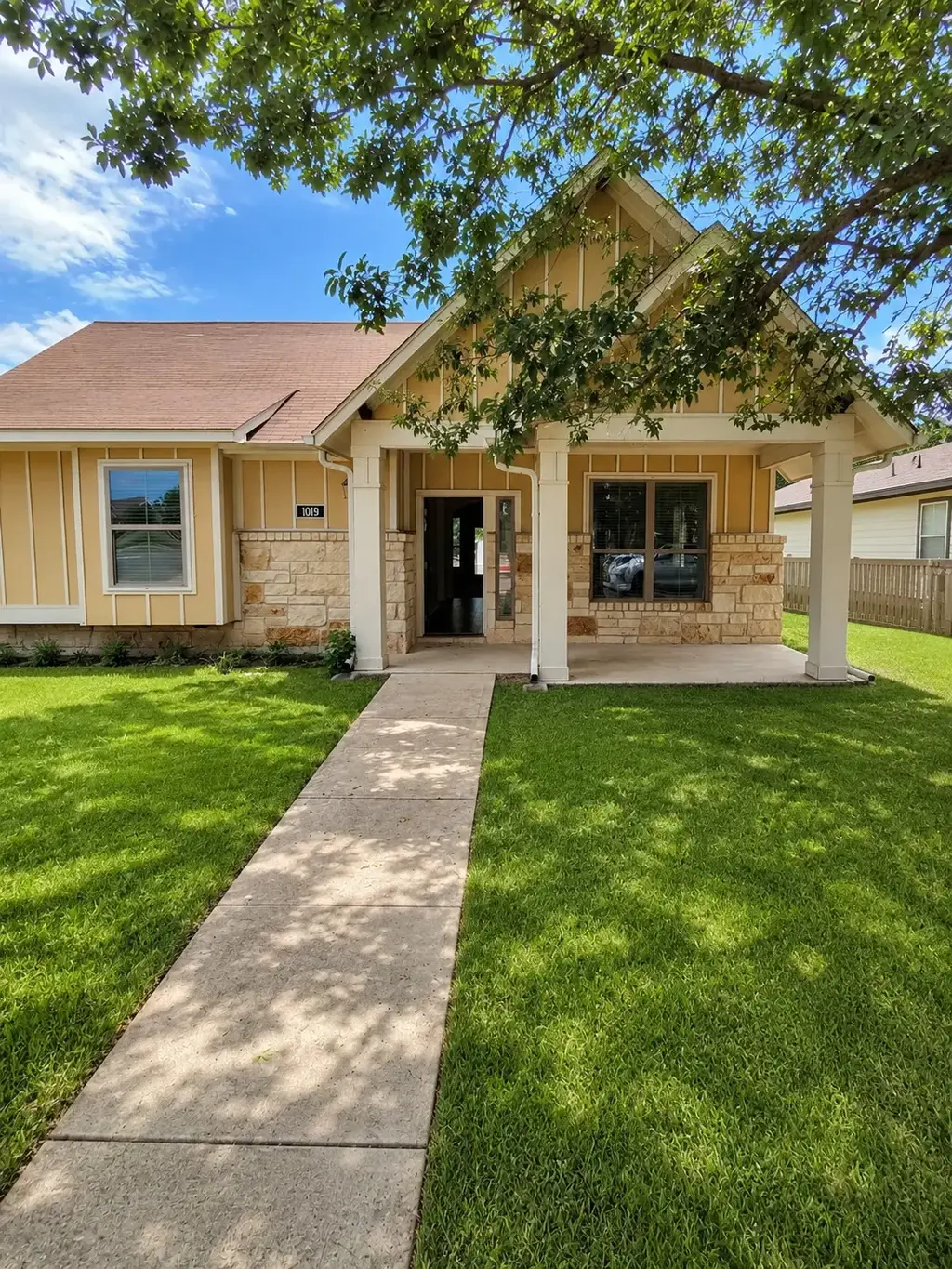 1019 Powell Street, Kyle