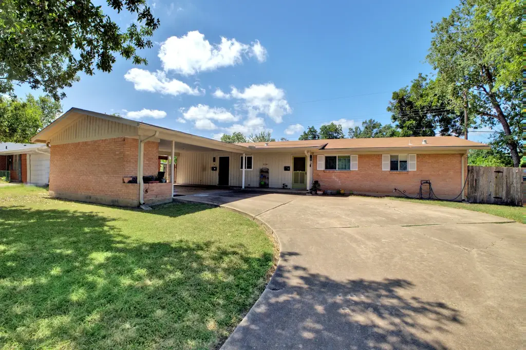 2201 Lanier Drive A, Austin