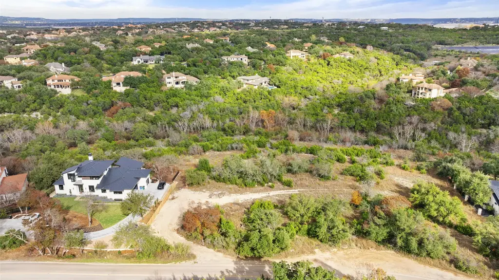 16130 Clara Van Street, Austin