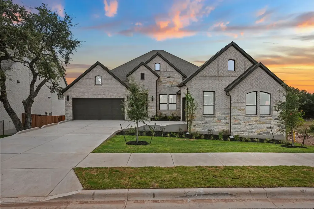 1129 Twisted Tarpley Lane, Georgetown