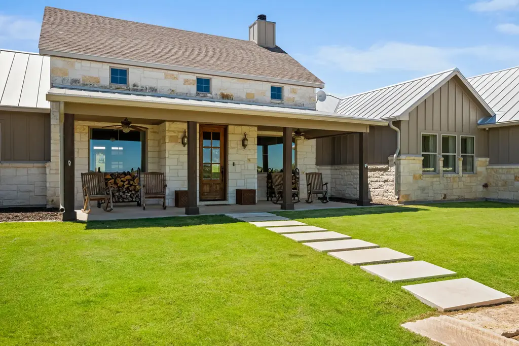 283 Soaring Eagles Drive, Fredericksburg