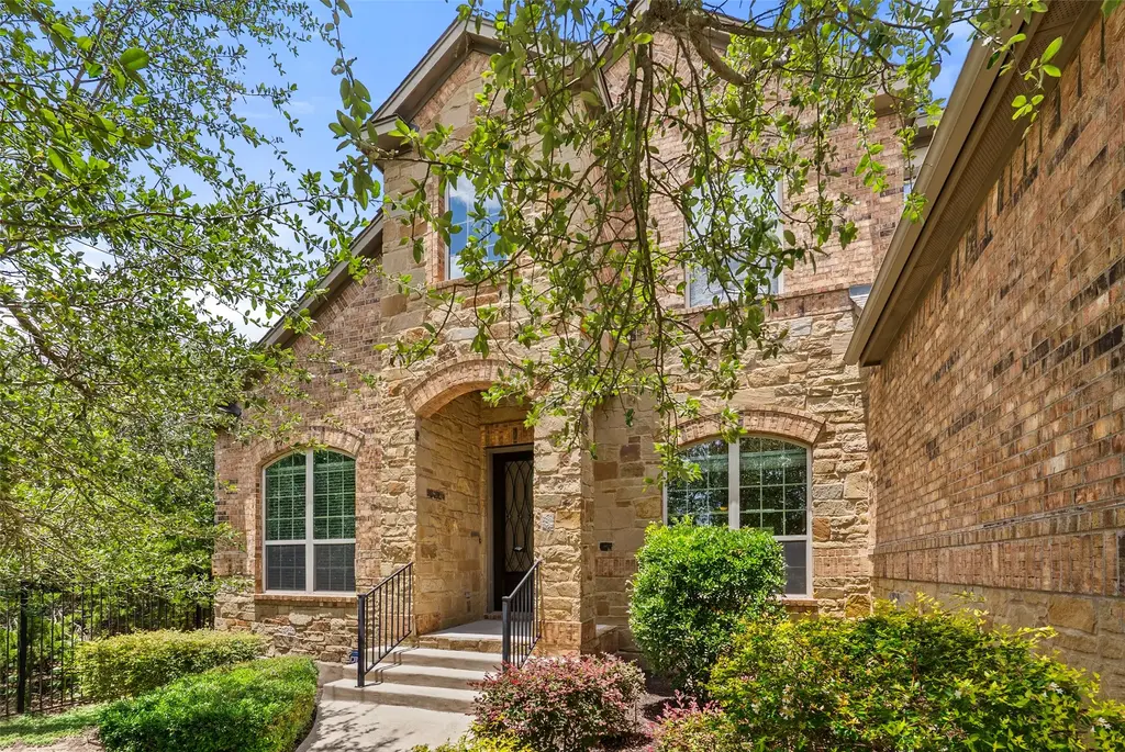 952 Wild Rose Drive, Austin