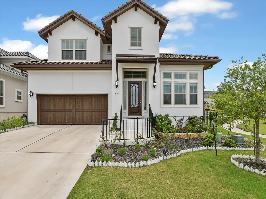 9703 Bayshore Bend 81, Austin