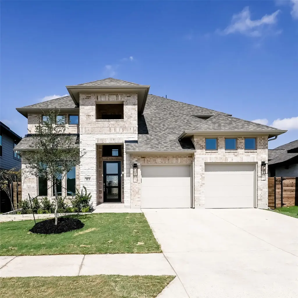 313 Melody Road, Lockhart
