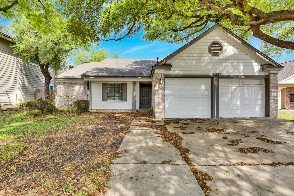 2104 Agarita Trail, Round Rock
