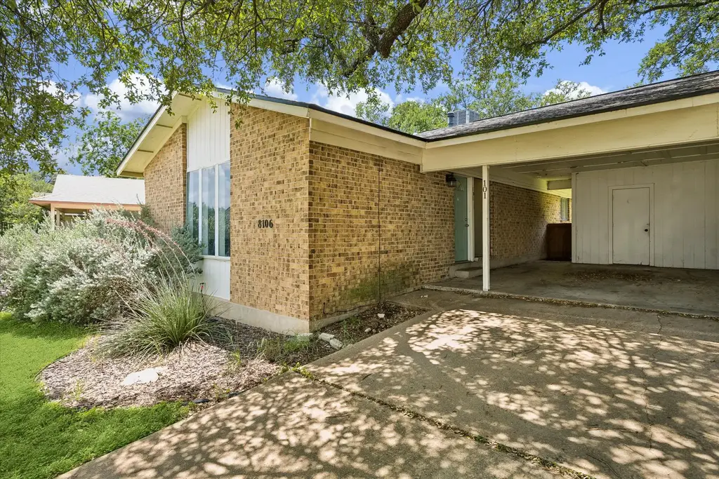 8106 Sonnet Avenue 101, Austin