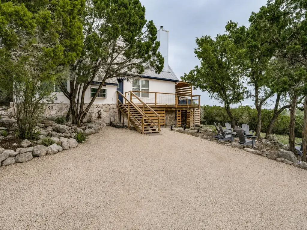 373 Treasure Hills Road, Kerrville