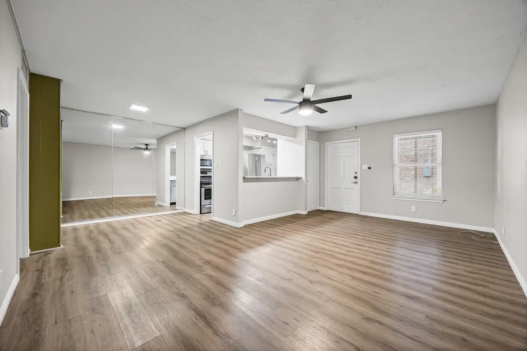 1240 Barton Hills Drive 105, Austin