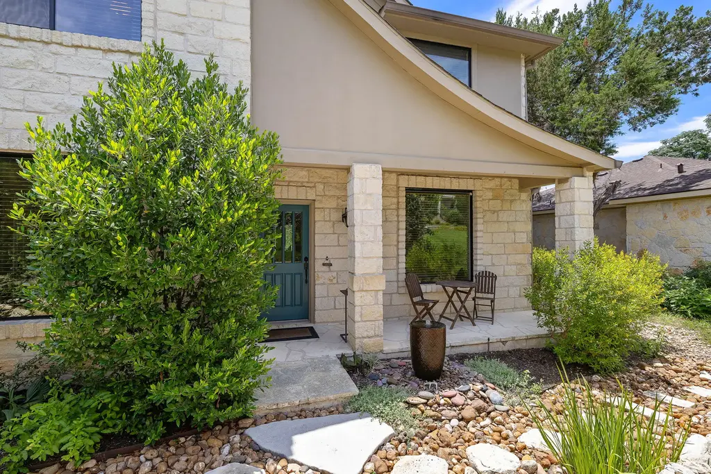 412 Eagle, Lakeway