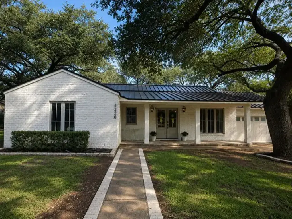 8829 Silverarrow Circle, Austin