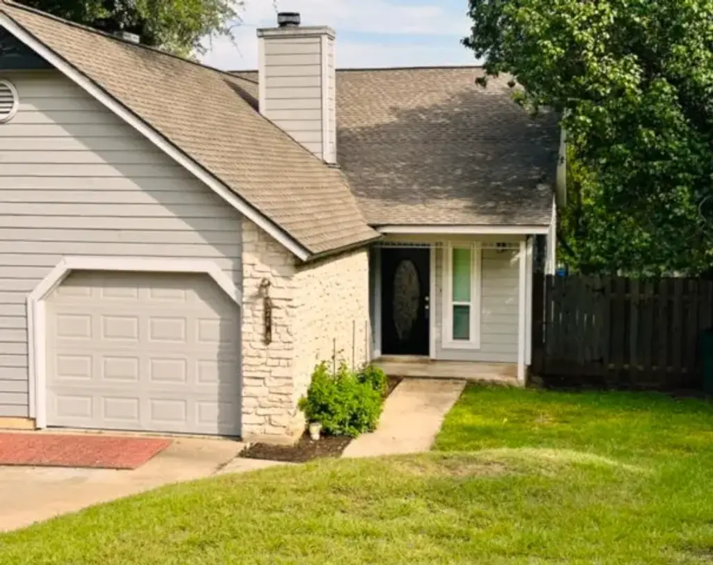 371 Fantail Loop A, Lakeway