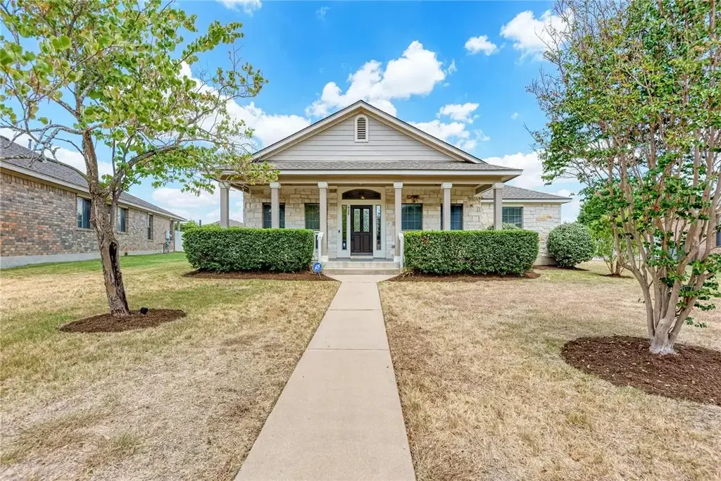 920 Great Sand Dunes Avenue, Pflugerville
