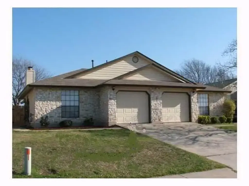 1914 Margalene Way B, Austin
