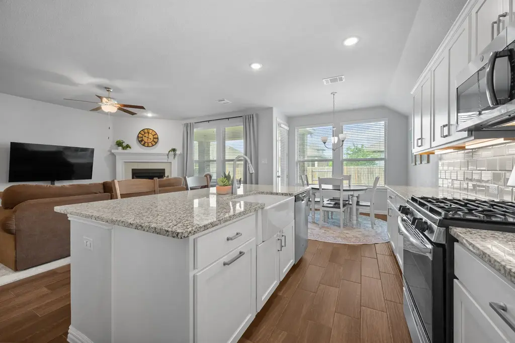 4174 Kingsley Avenue, Round Rock