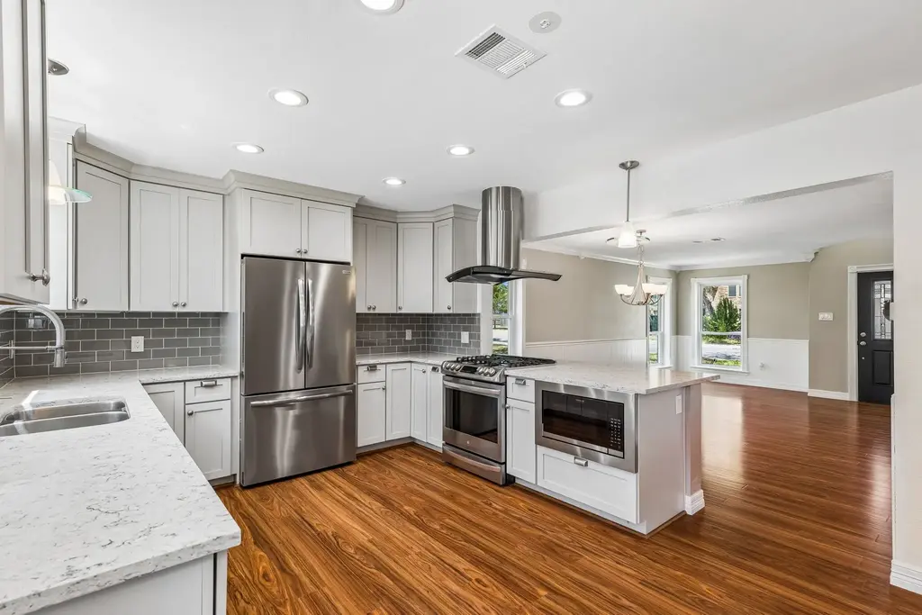 1306 Shady Grove Path, Cedar Park