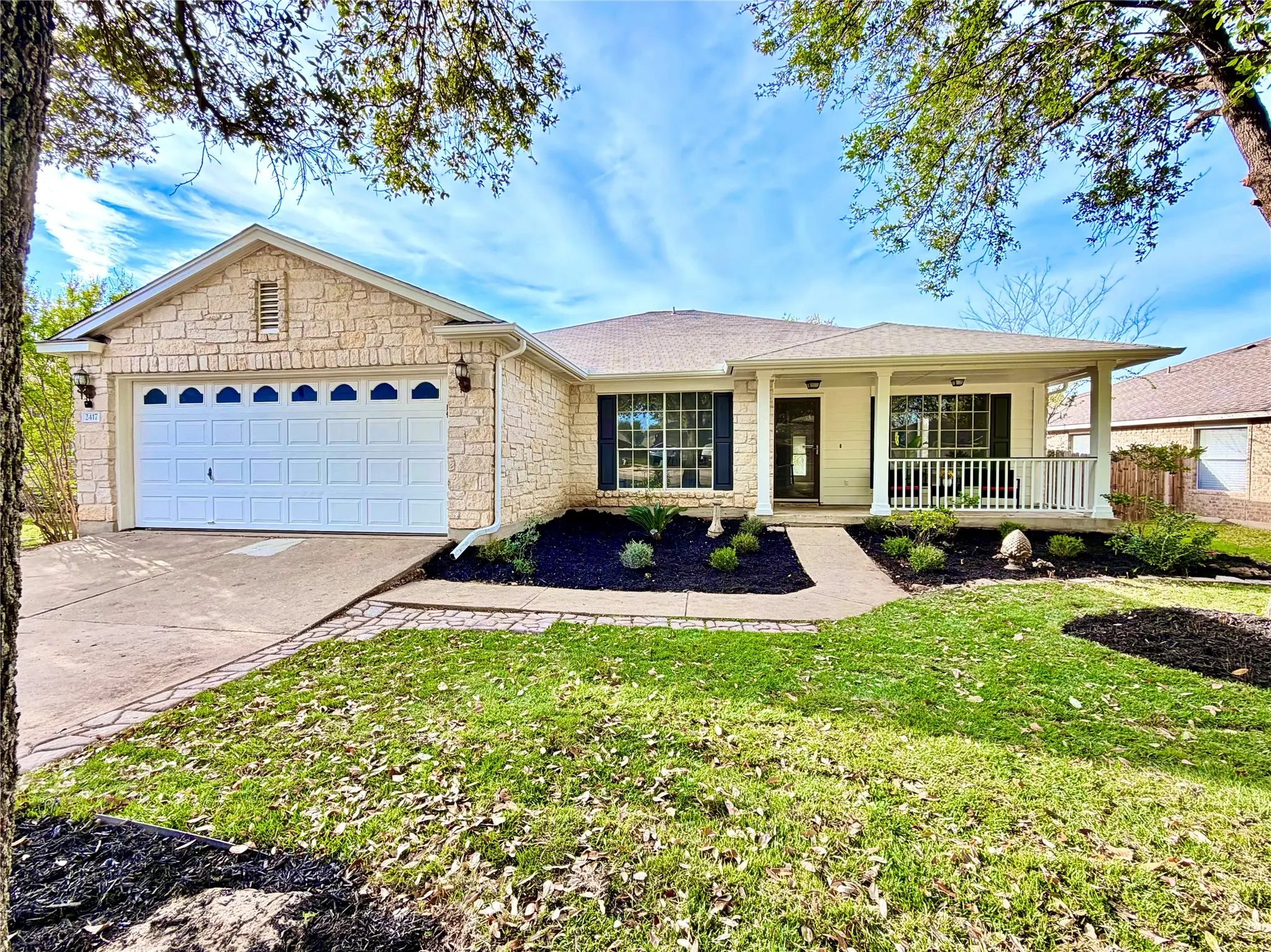 Photo of Listing #9427810