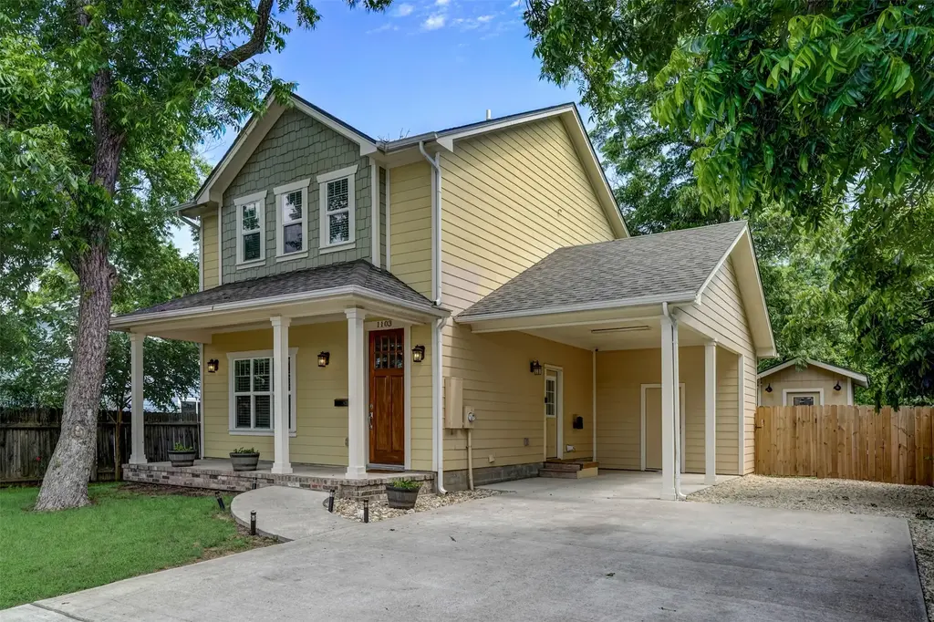 1103 Farm Street, Bastrop