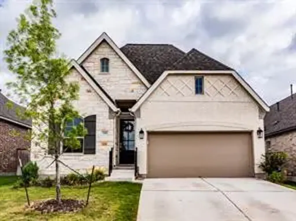 114 Chinaberry Bend, Bastrop