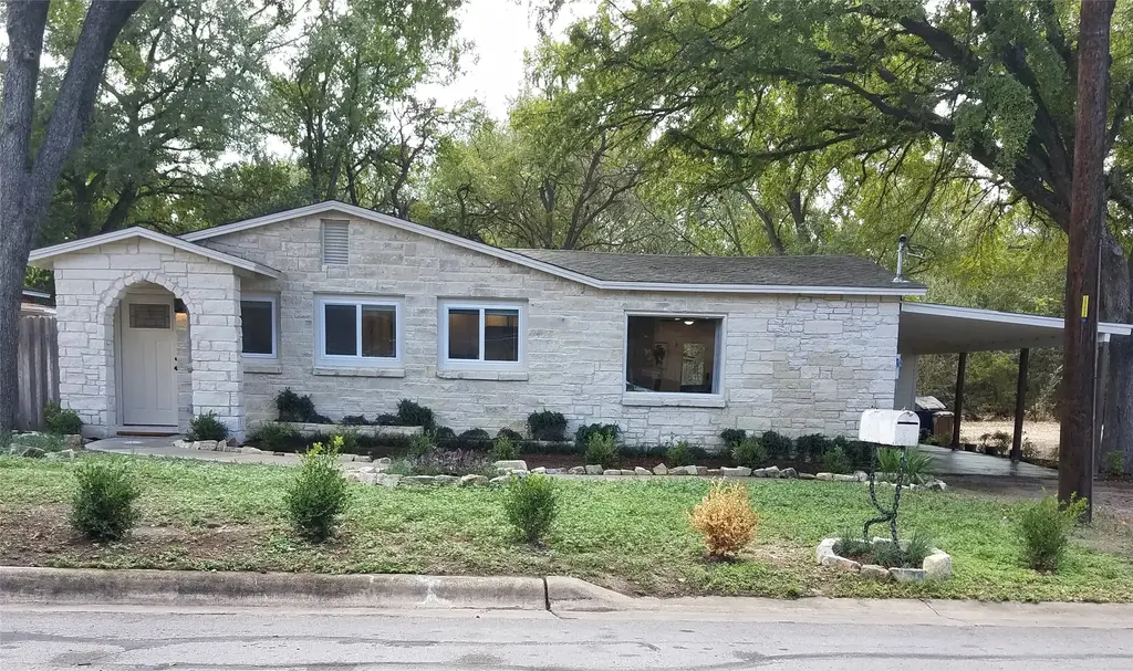 5405 Hudson Street, Austin