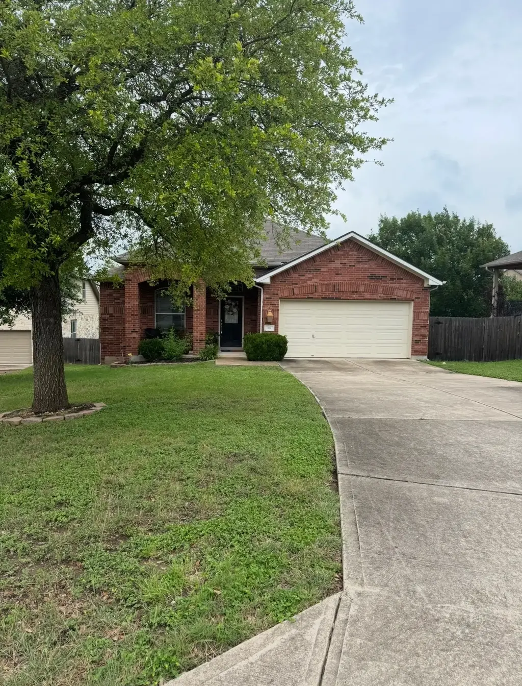 372 Limestone Trail, Austin