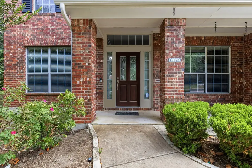 10329 Kilmarnock Drive, Austin