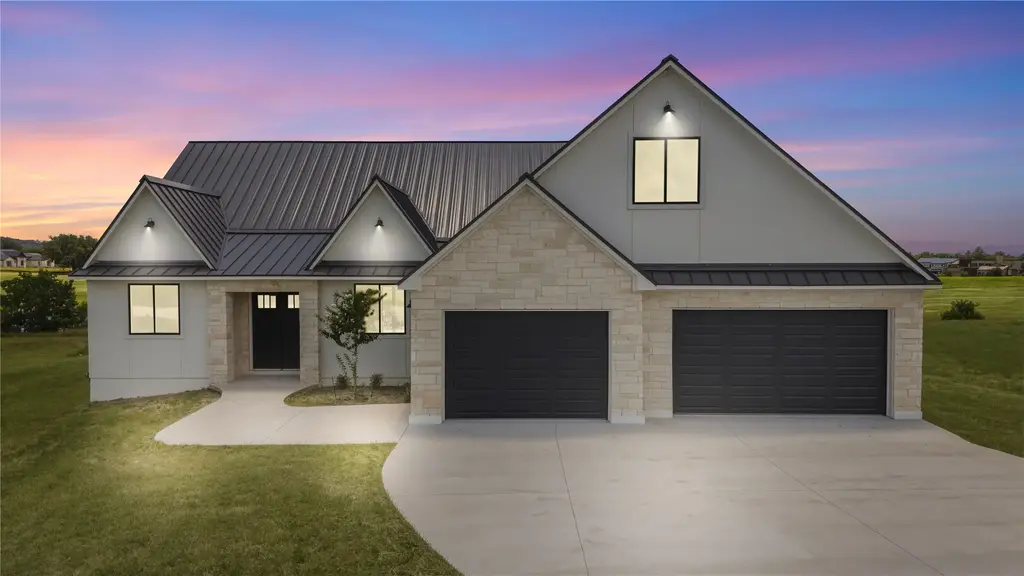 224 Sandia Loop, Kingsland
