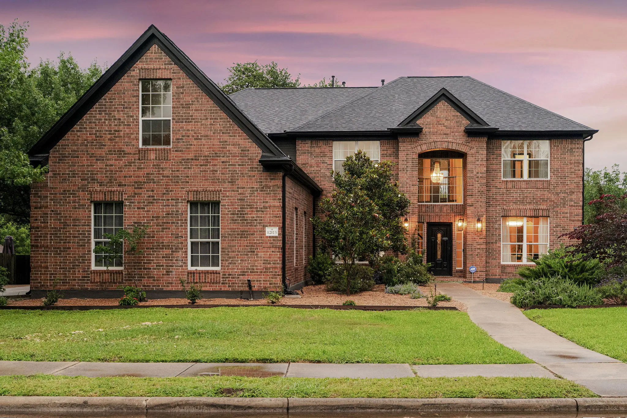 Photo of Listing #1703161