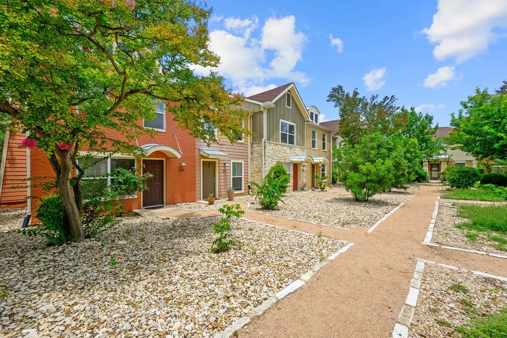 1101 Grove Boulevard 208, Austin