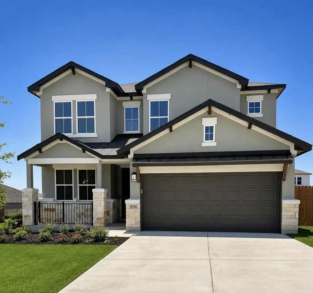8516 Red Bottle Brush Road, Lago Vista