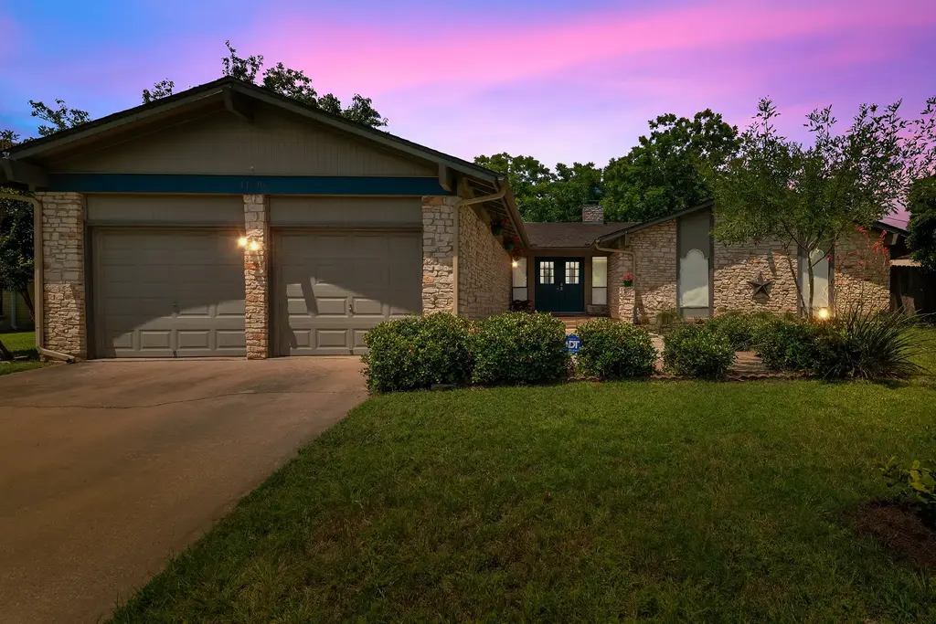 11906 River Oaks Trail, Austin