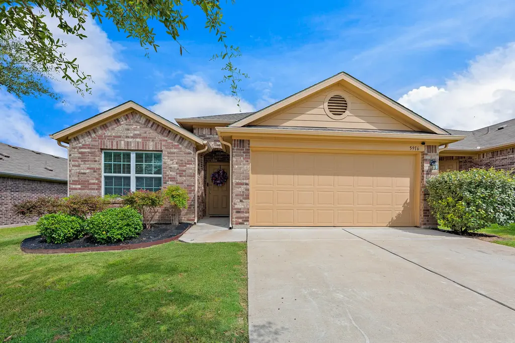 5916 Montrelia Drive, Austin
