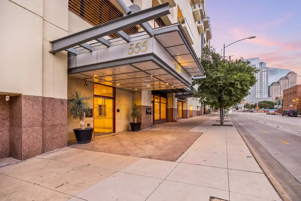 555 E 5th Street 903, Austin