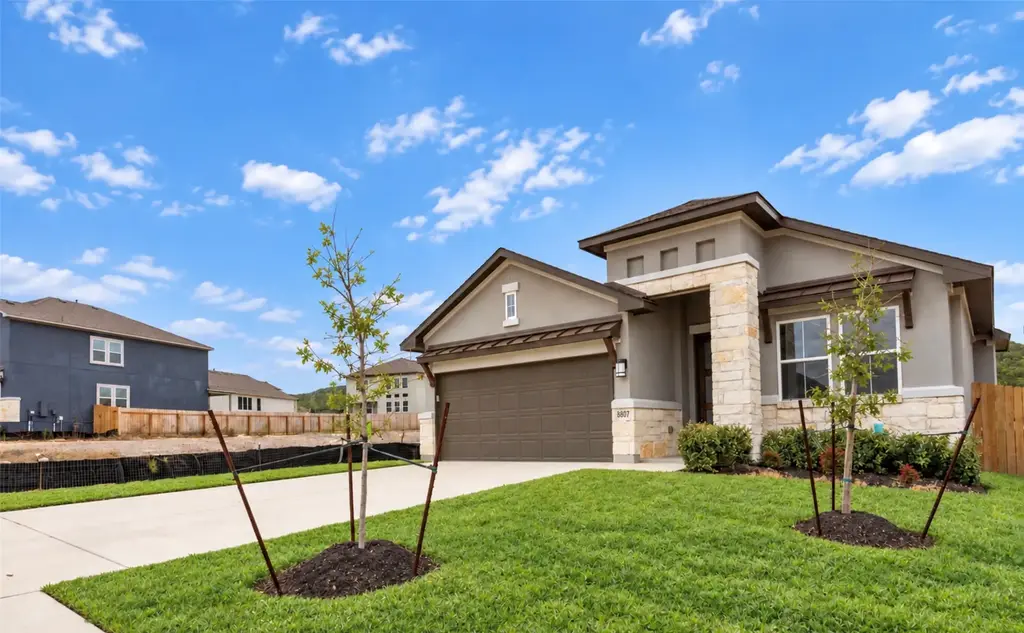 8507 Pine Muhly Drive, Lago Vista