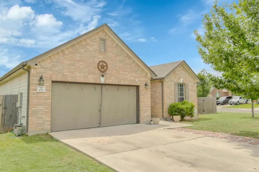 460 Waterleaf Boulevard, Kyle