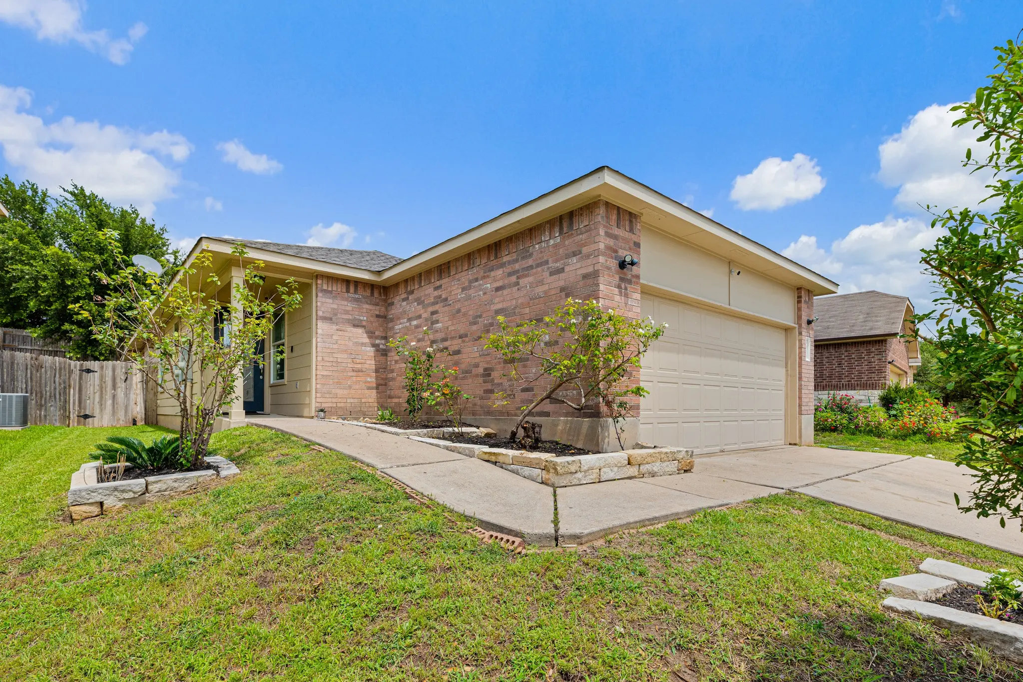 Photo of Listing #8986244