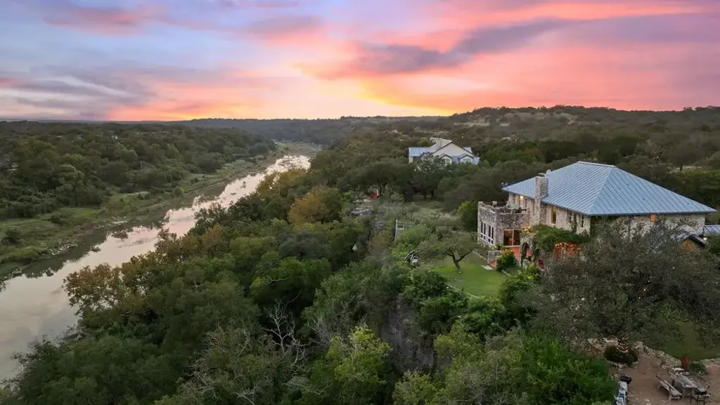 5229 Hupedo Ranch Road, Spicewood